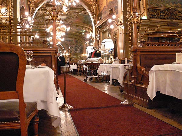 Paris09.JPG