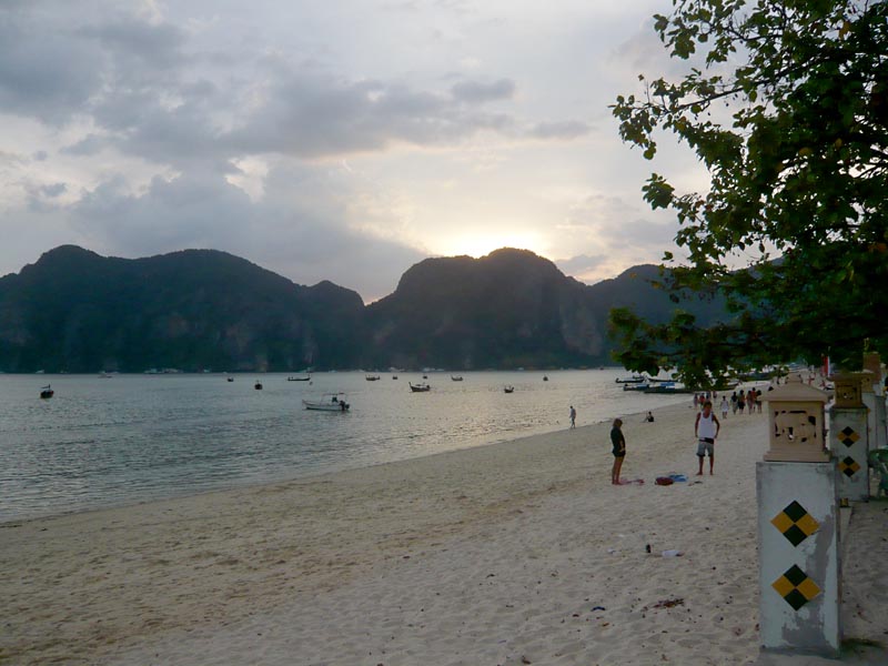 Thai09_5_06.JPG