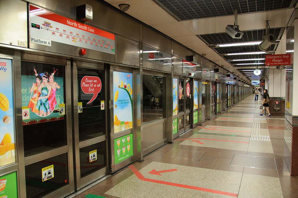sula10075.jpg