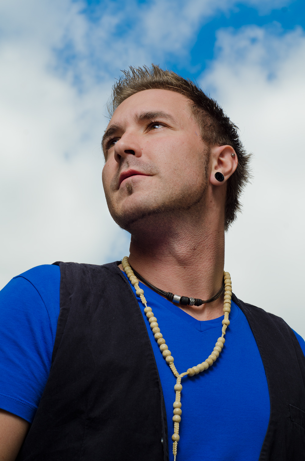 portrait_08_01.jpg
